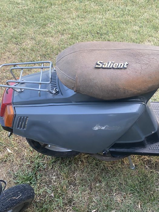 2 броя Yamaha salient / ямаха салиент скутер