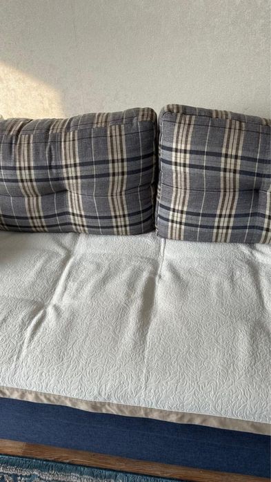 Диван продам срочно