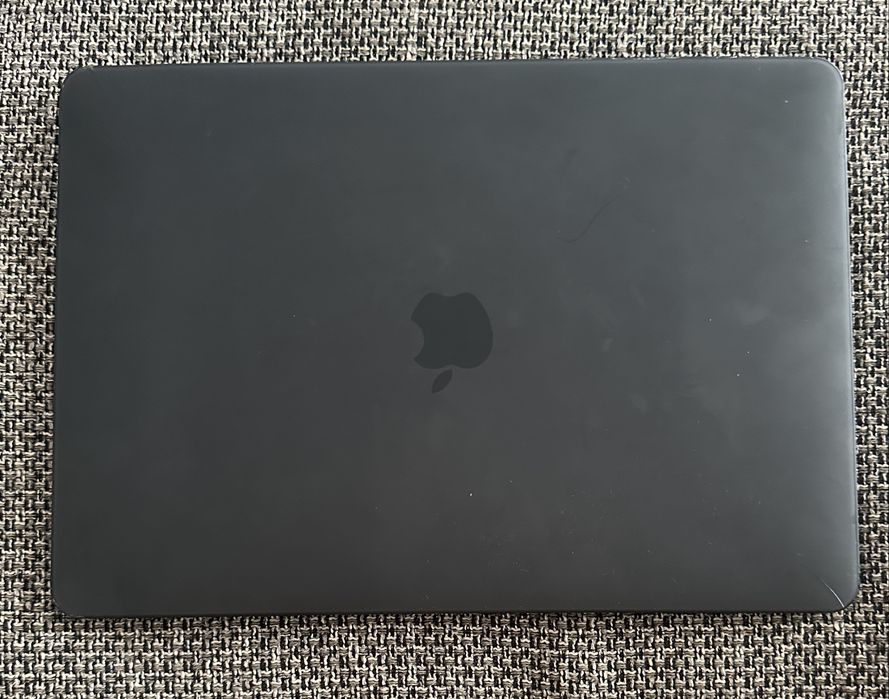 Macbook Air 2020 13” I5 aproape nou