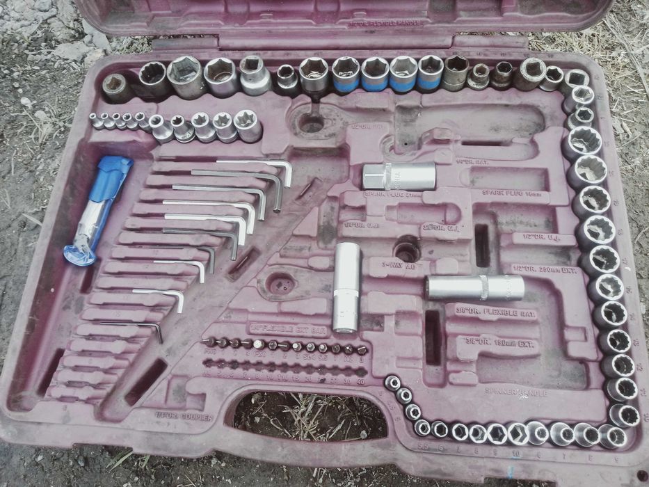 набор инструментов 82 предметов