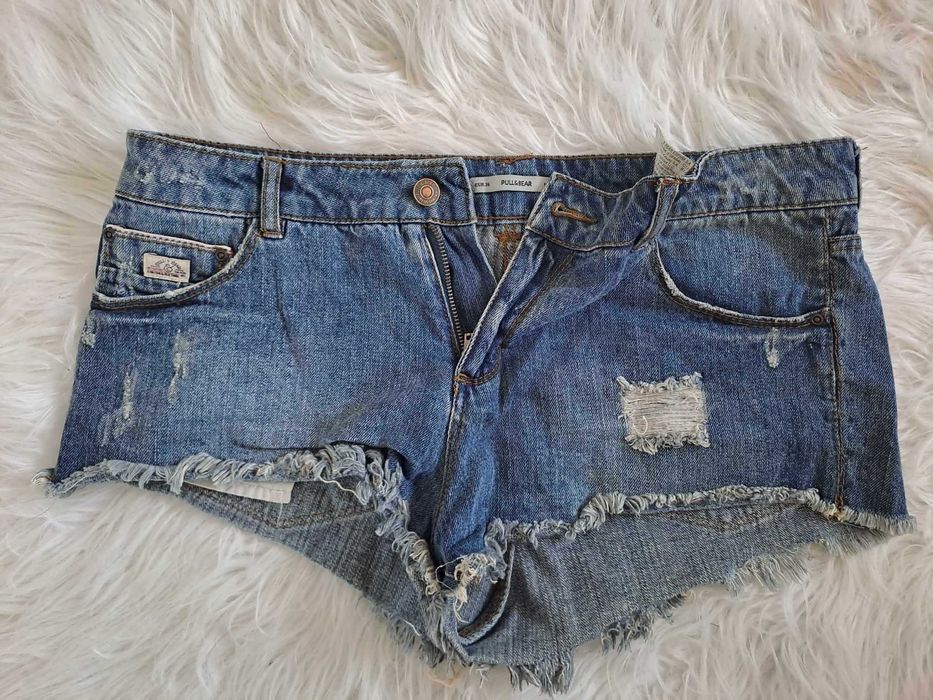 Pantaloni scurti Pull&Bear