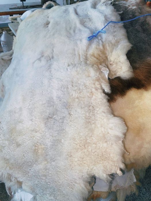 Естествена кожа на парче