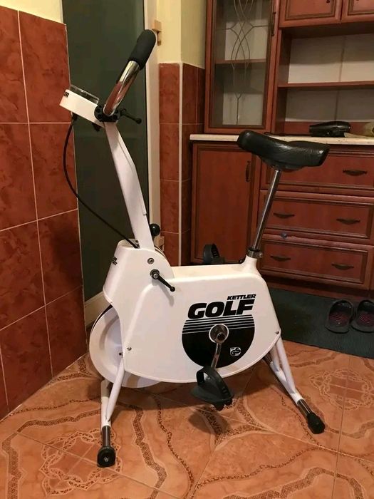 De vânzare bicicleta