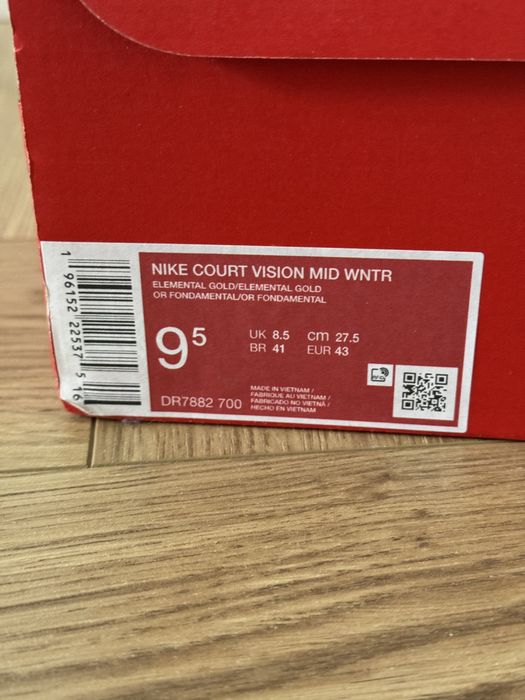 Оригинальные Nike Court Vision Mid WNTR