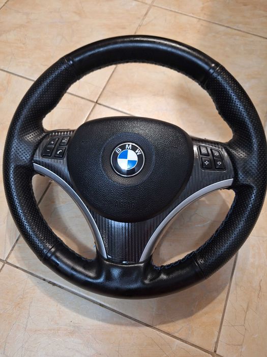 М Волан  BMW е 90