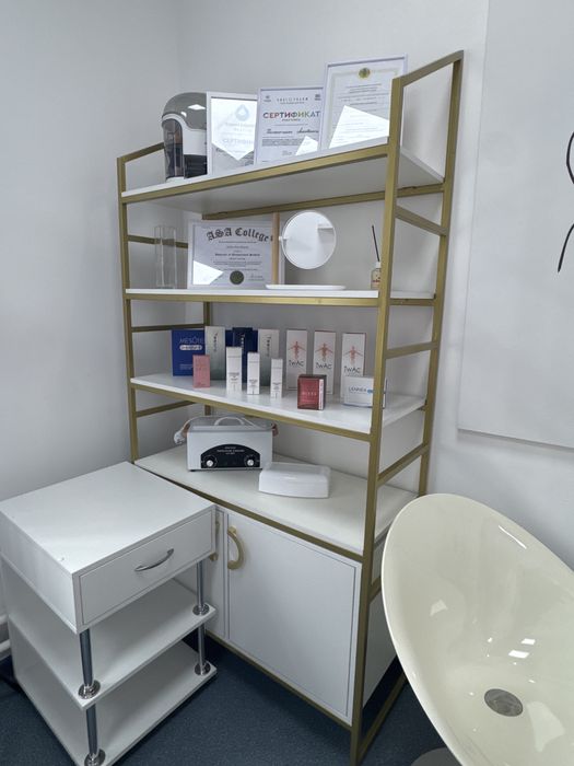 Шкаф для салона