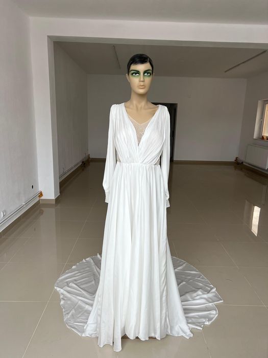 Rochie de mireasă – Nava Bride București