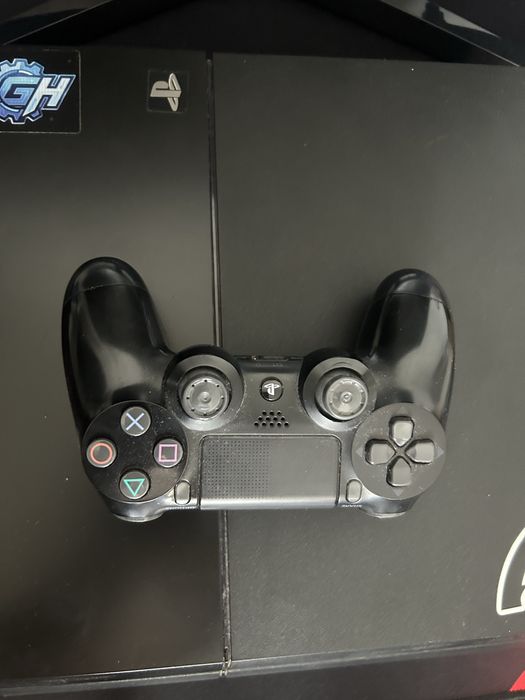 Ps4 fat.