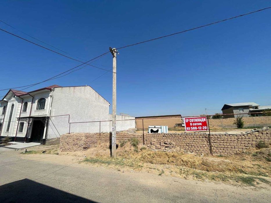 Ер сотилади 8 сотих, Уч Қаҳрамондан кирганда