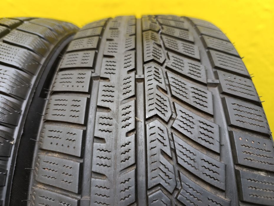 Шины 215/60 R16 Austone комплект.