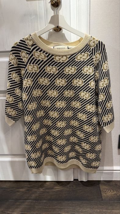 Gucci пуловер/туника оригинално