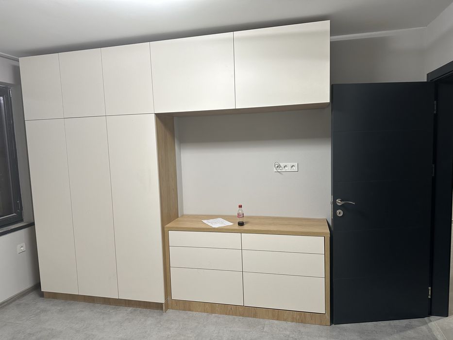 Продава се Тристаен апартамент в Казанлък - 98 кв.м за 1990 €/кв.м - Снимка #2