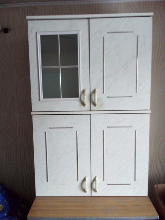 Продам б/у мебель.