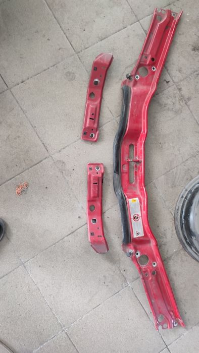 Телевизор на Ауди С4