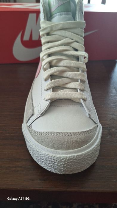 Adidași NIKE blazer mid