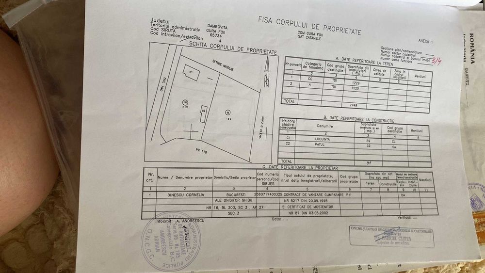 Casă + 2.749 mp teren integral intravilan — se împarte în 2 loturi — Gura Foii