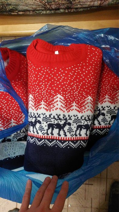 Свитера новогодние
