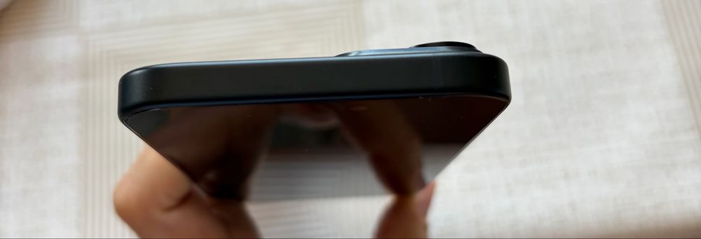 Iphone 15 (128GB)
