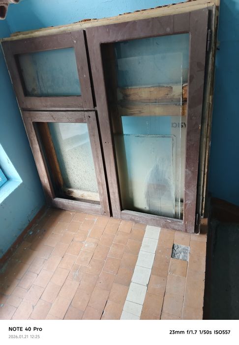 Ромлар айнек сотилади 2 донна