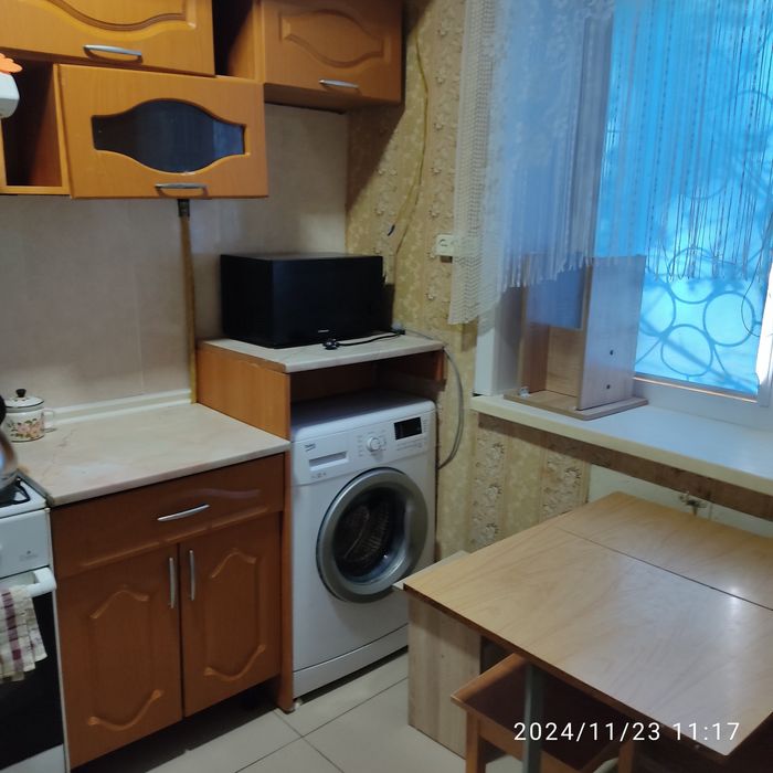 Сдам 2хкомнатную длительно