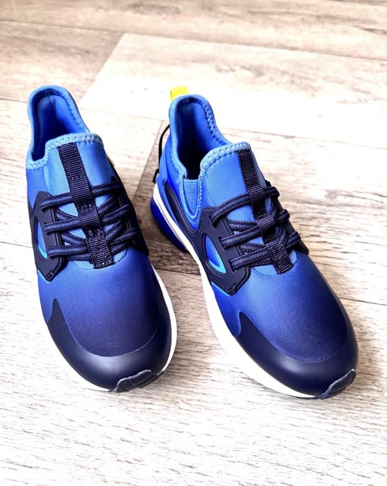 Кроссовки новые 32 р.