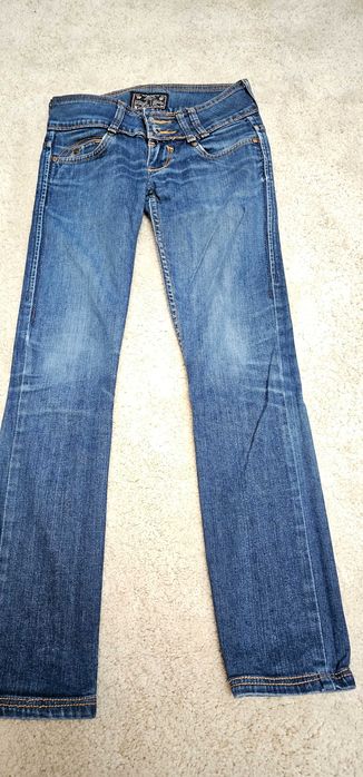 Дамски дънки-запазено състояние