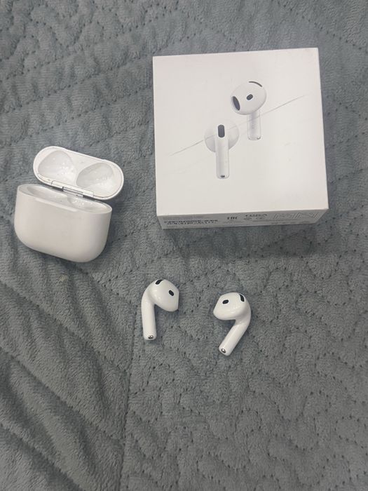 Airpods 4 оригинал