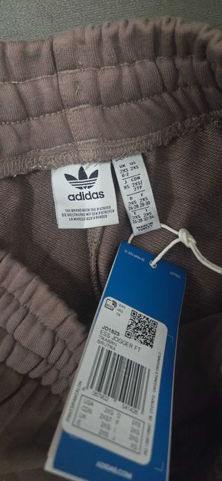 Pantaloni de trening pemtru femei Adidas,originali,marimea Xxs,maro,nou,cu eticheta