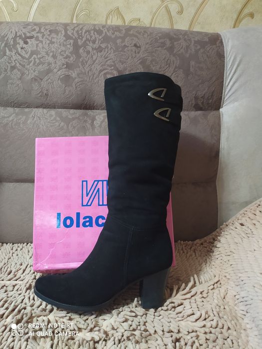 Продам зимние сапоги