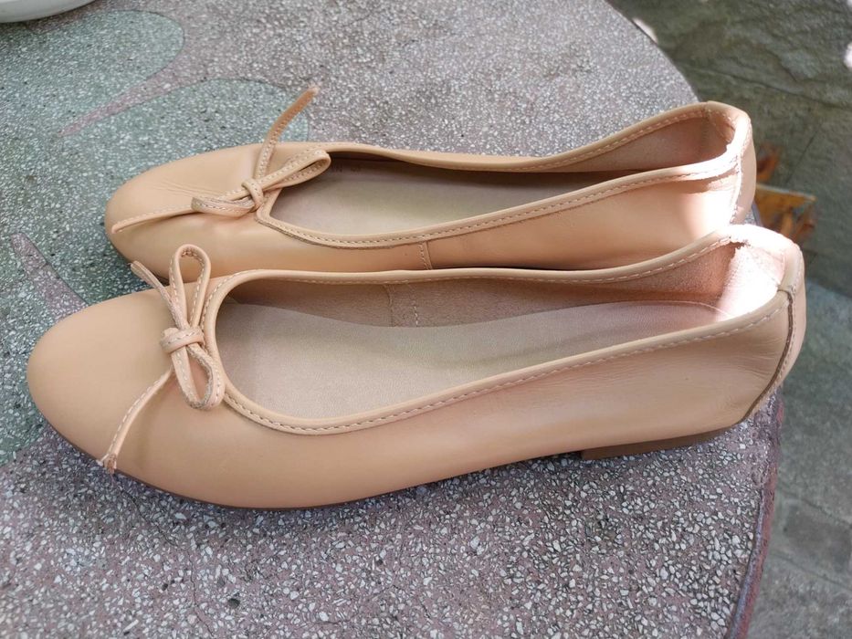 Нови ниски маркови обувки