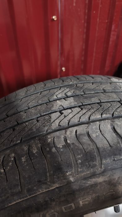 Triangle 215x60xR16 95H