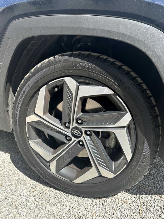 Зимни гуми 235/50 R 19