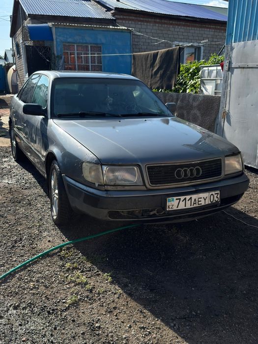 Продам Audi 100 2.6