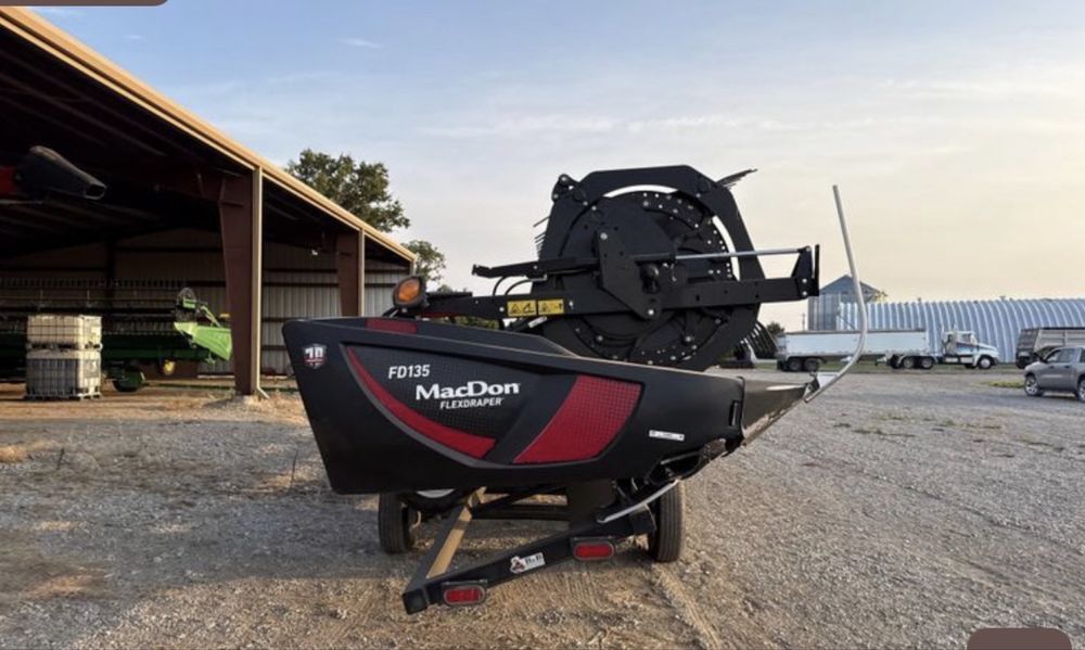 Жатка Macdon FD 135