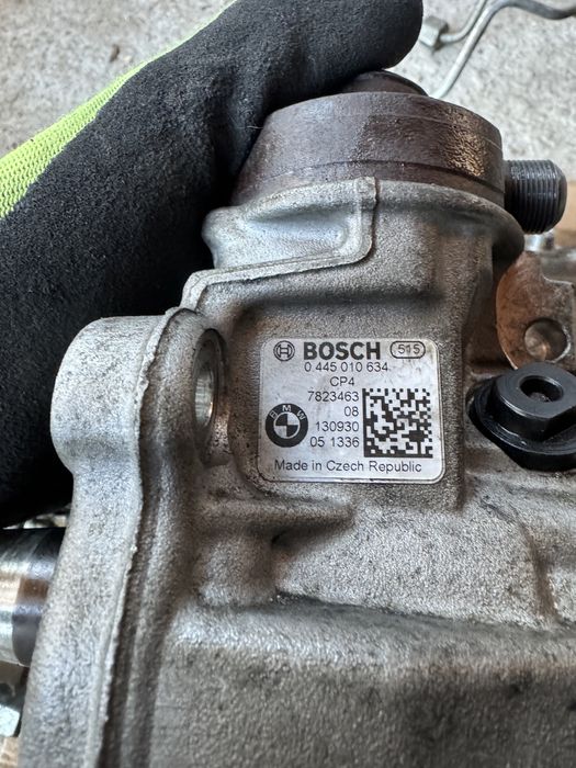 Помпа,дюзи,рейл бмв ,3.0д 258кс(Гнп,diuzi,reil,BMW 3.0d N57D30 ,258hp)