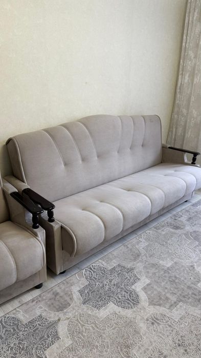 Мебель, Гостинный диван