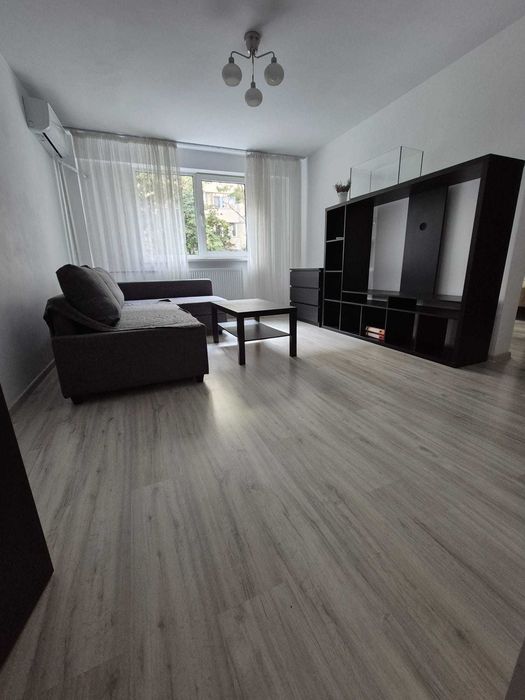vand apartament 2 camere situat pe Str. Herta zona Mega Mall