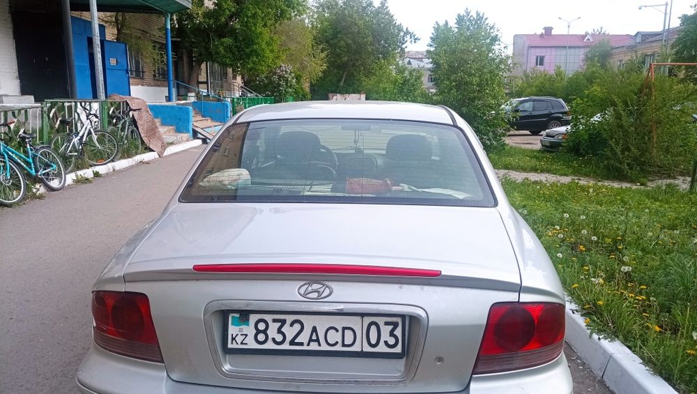 Продам автомобиль Hundai sonata