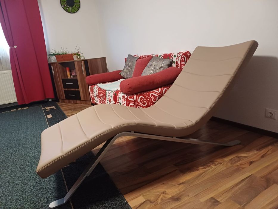 Șezlong piele bej