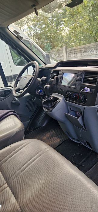 Vând Ford    transit