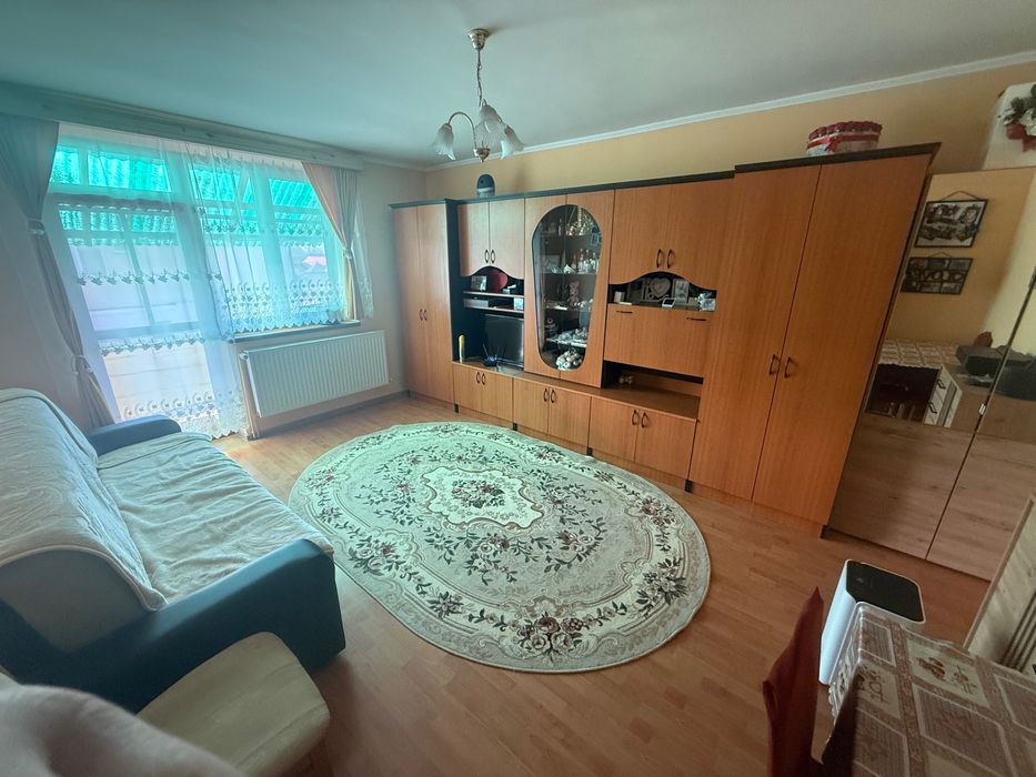 Apartament de cărămidă de vânzare