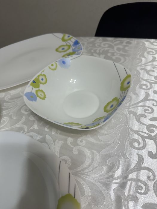 Продается посуда, тарелки и салатники