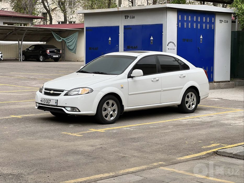 Jentra 2022/2023 A/T Ideal