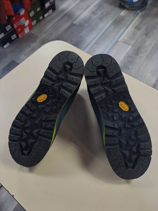 Lowa nr.42 (26,5 cm.), impecabil, cod L2