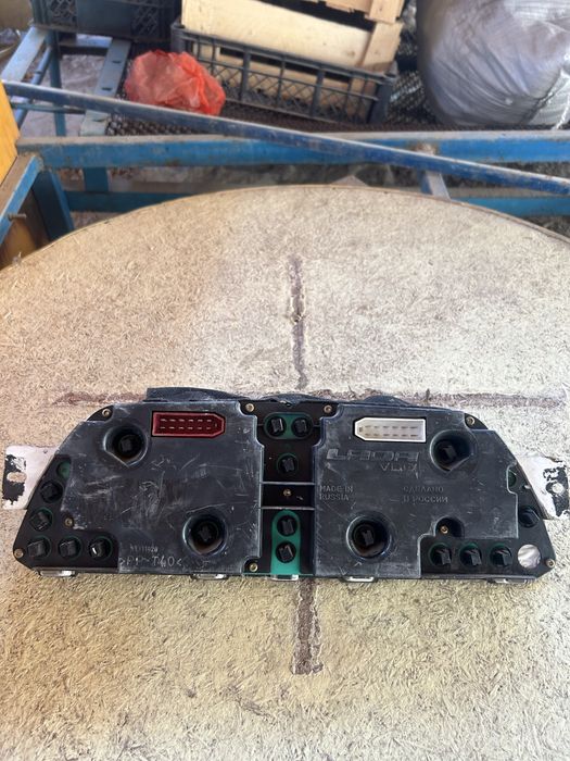 Шиток прибор 2114