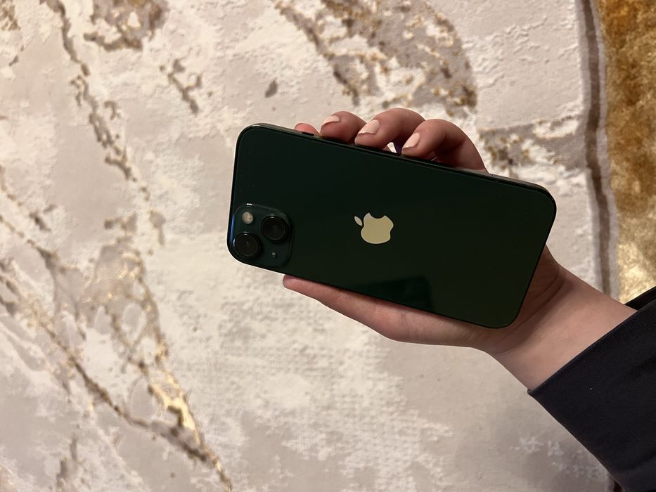 Айфон 13 в хорошем состоянии