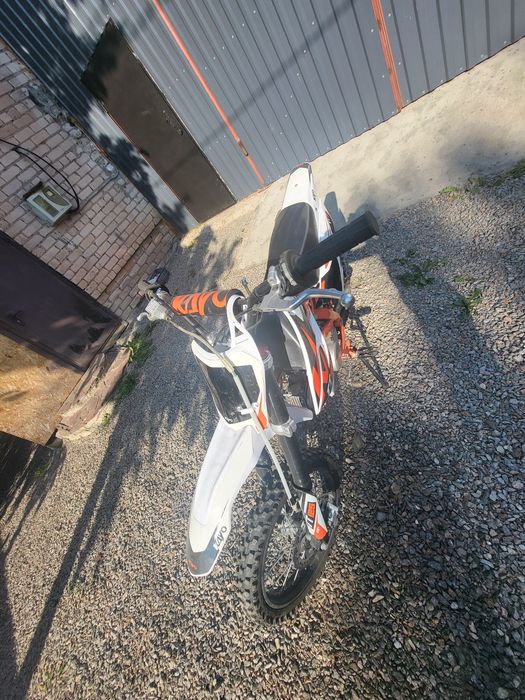 Продам кроссовый мотоцикл