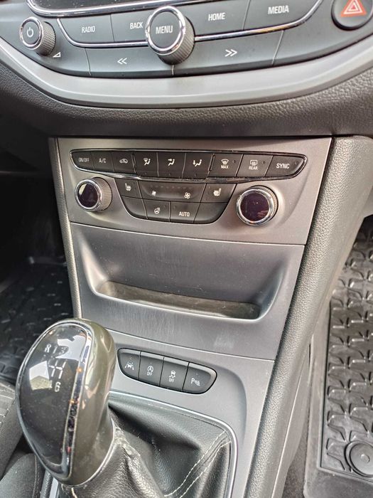 De vanzare Opel Astra K, break