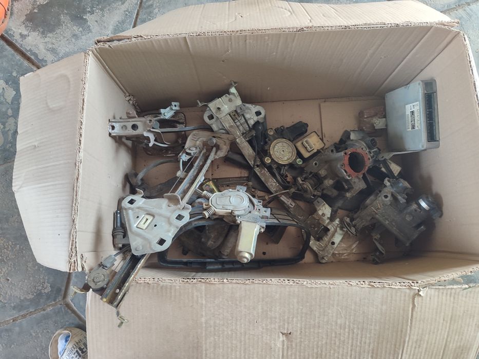 Марк 2 запчасти все за 2000