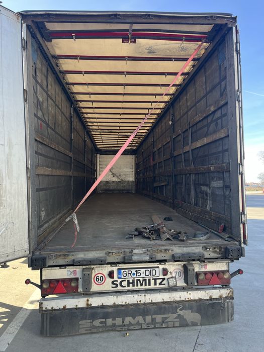 Semiremorca SCHMITZ